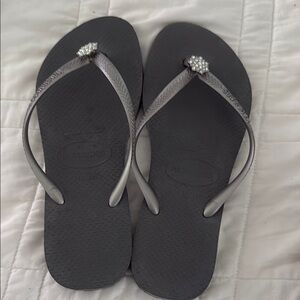 Havaianas Women's Gray Sandals with Rhinestone Accent